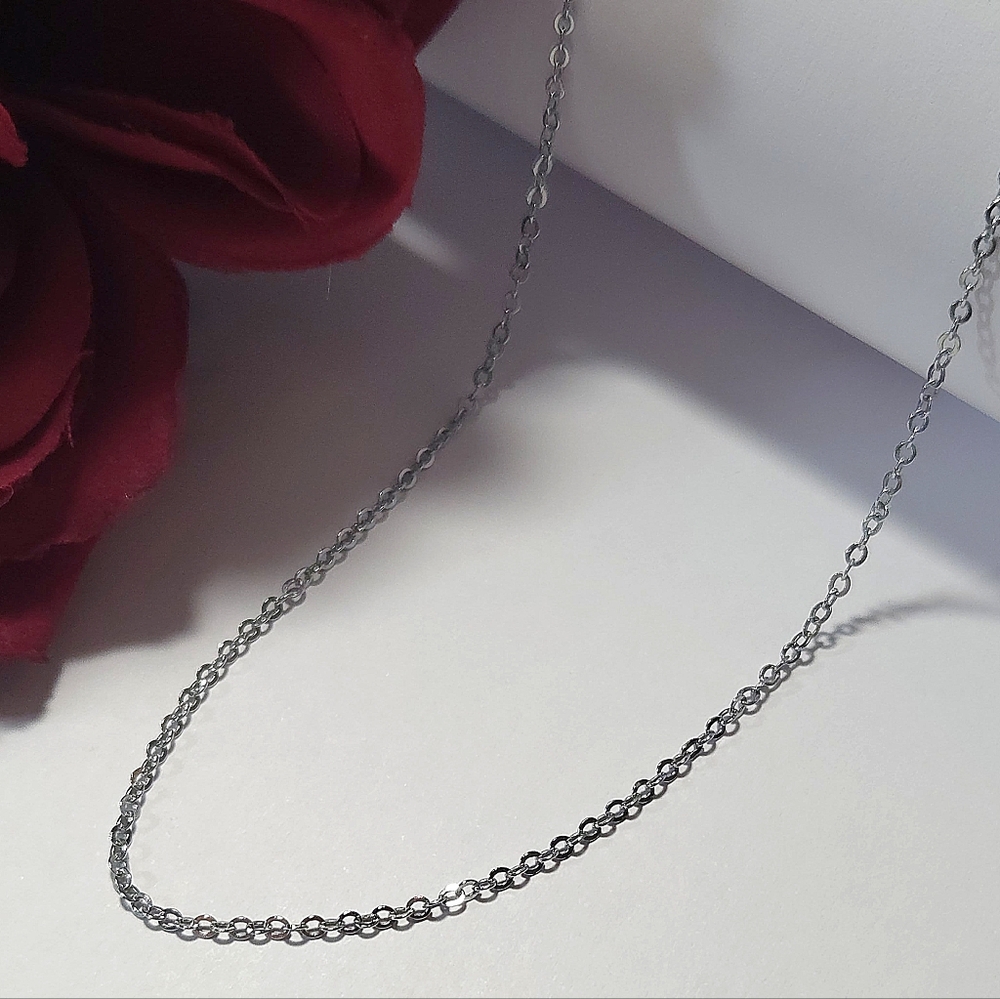 Vintage Silver Tone Diamond Cut Curb Chain Necklace 18" Long